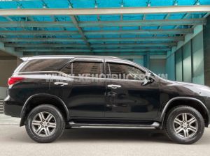 Xe Toyota Fortuner 2.7V 4x2 AT 2018