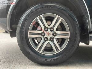 Xe Toyota Fortuner 2.7V 4x2 AT 2018