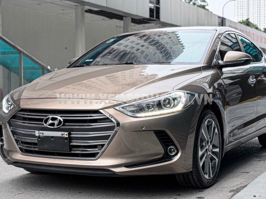 Hyundai Elantra 2.0 AT 2016