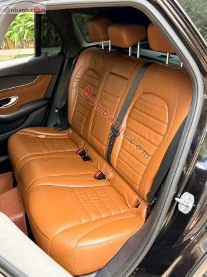 Xe Mercedes Benz GLC 300 4Matic 2018