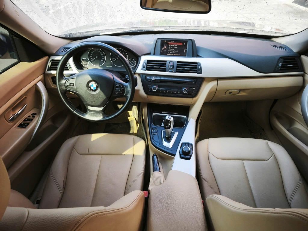 BMW GT320i